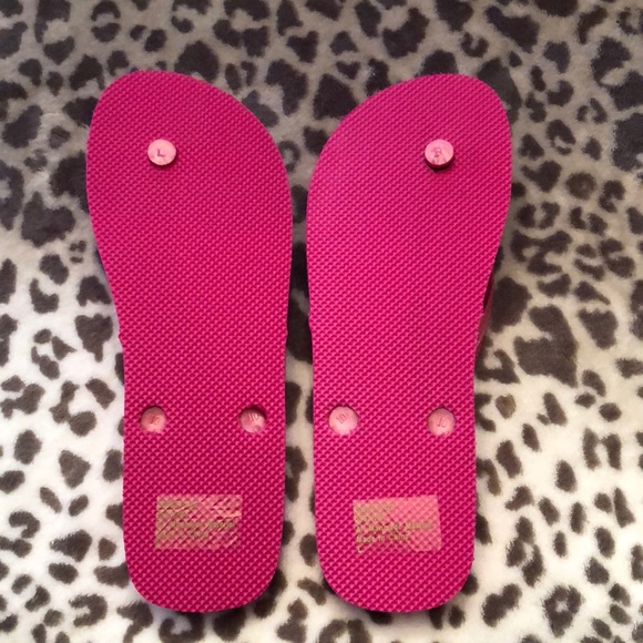 NWOT Victoria’s Secret Flip Flops in Pink Size 10 Women’s - Picture 3 of 9